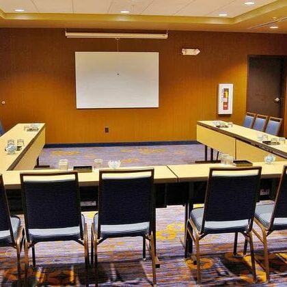 Courtyard by Marriott New Albany